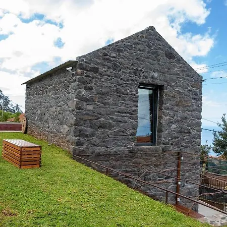 House Nobrega Of Madeira منتزه العطل أركو دا كالهيتا